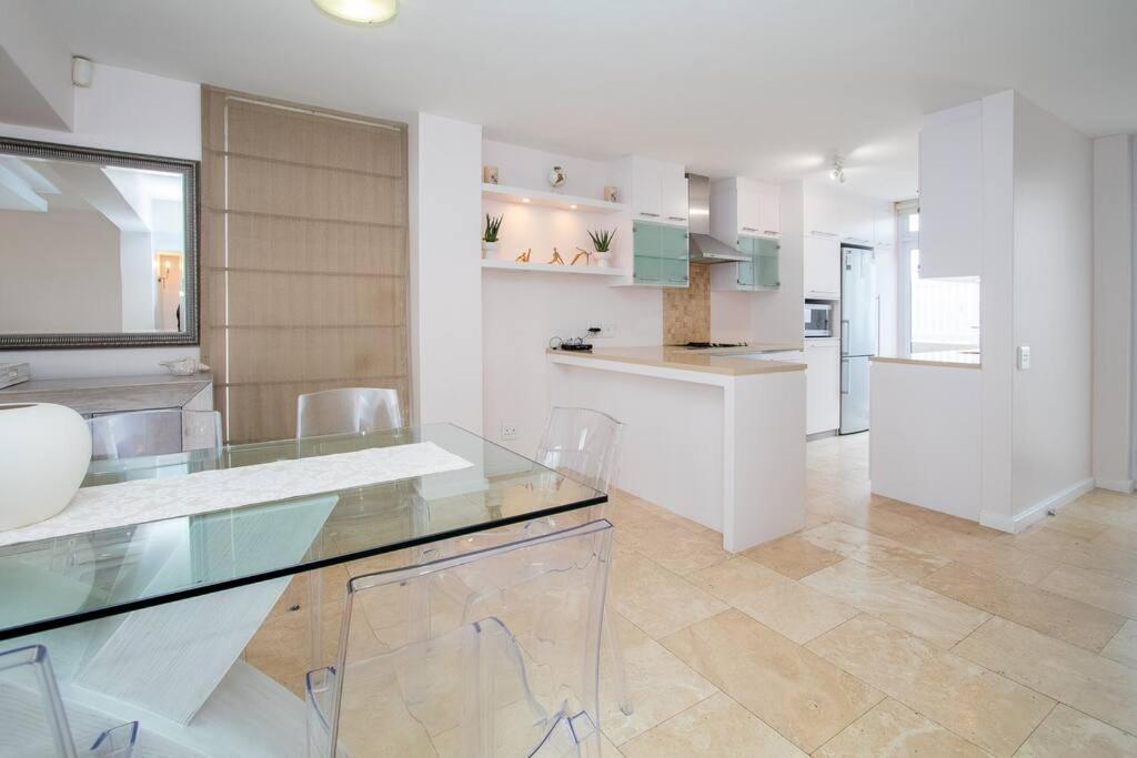 Spectacular Avenues Fresnaye! Apartment *